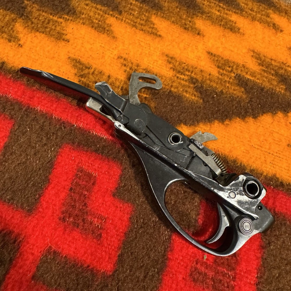 REMINGTON 1100 TRIGGER ASSEMBLY 12 Ga.