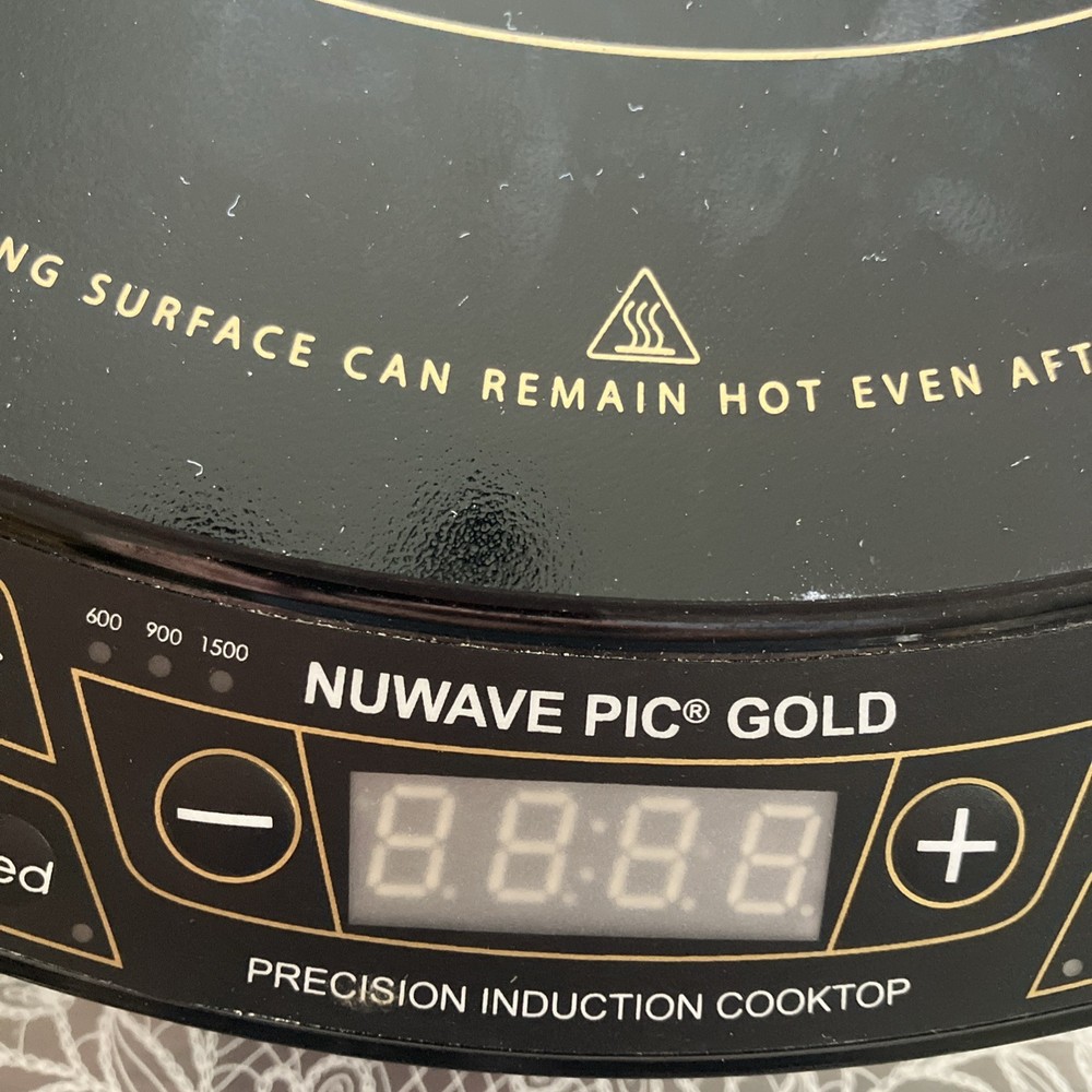 NuWave PIC Gold Precision Induction Portable Cooktop Burner Nice