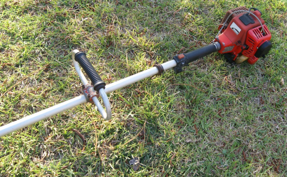 SHINDAIWA T270 STRING TRIMMER