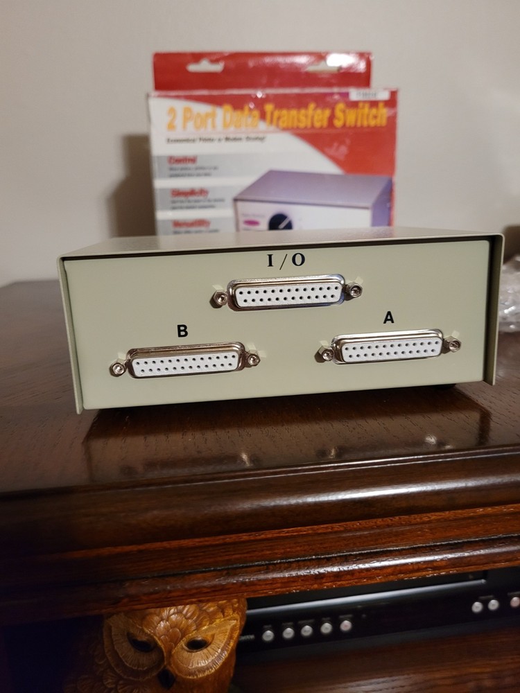 Belkin DB25 Rotary 2 Port Data Transfer Switch F1B024-E Serial/Parallel Printer