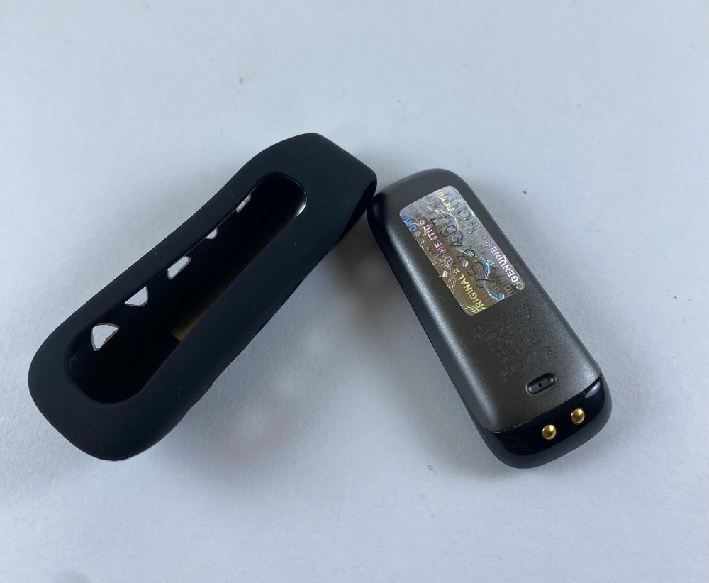 Fitbit One Black & Holder -version 6.46 new battery.PLEASE READ THE DESCRIPTION!