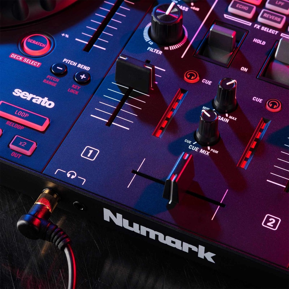 Numark Mixtrack Platinum FX 4-Deck Serato DJ Controller w Displays & FX Paddles