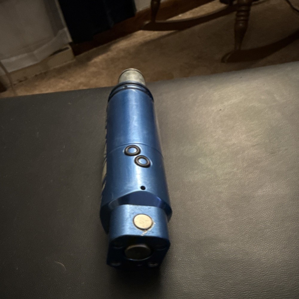 Newport Entourage V1 Victory pillow bolt system