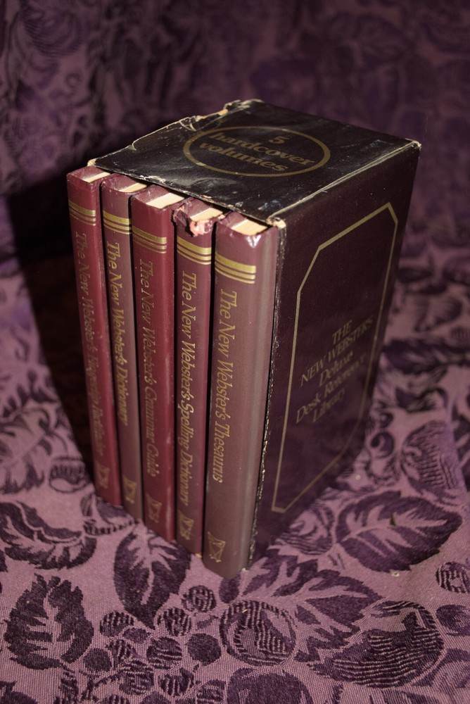 New Websters Deluxe Desk Reference Library Set 5 Vintage Books Dictionary NICE!