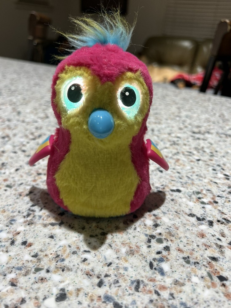 Hatchimals Bird Talking Penguin Pink Works