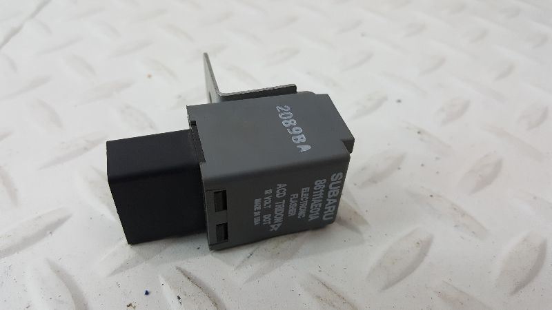 2000 Subaru Outback Electronic Flasher