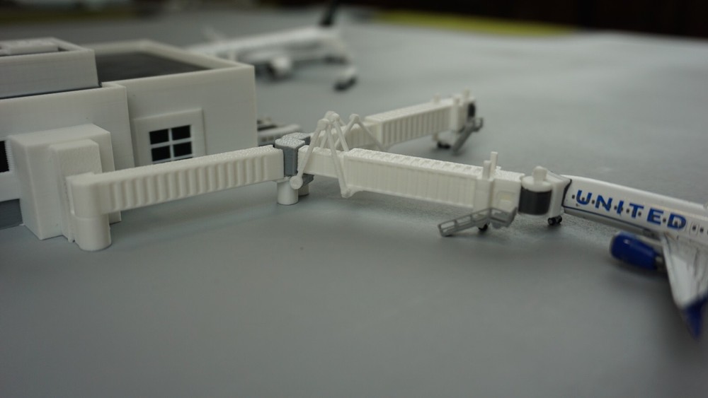 1:400 Model Airport Terminal | Concourse | Clipper Models