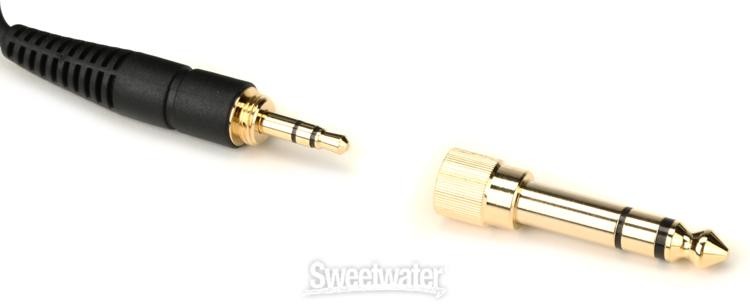 Focusrite Scarlett 2i2 Studio 4th Gen Recording Bundle