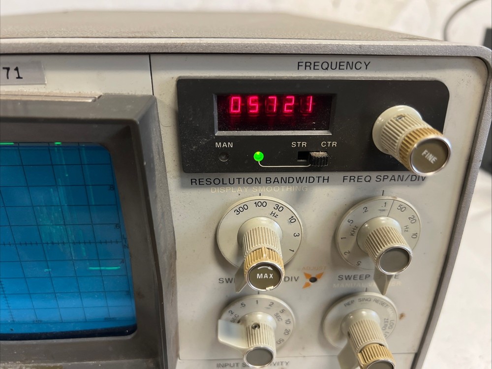 HP 3580A SPECTRUM ANALYZER TESTED WORKS 30 DAY RETURNS