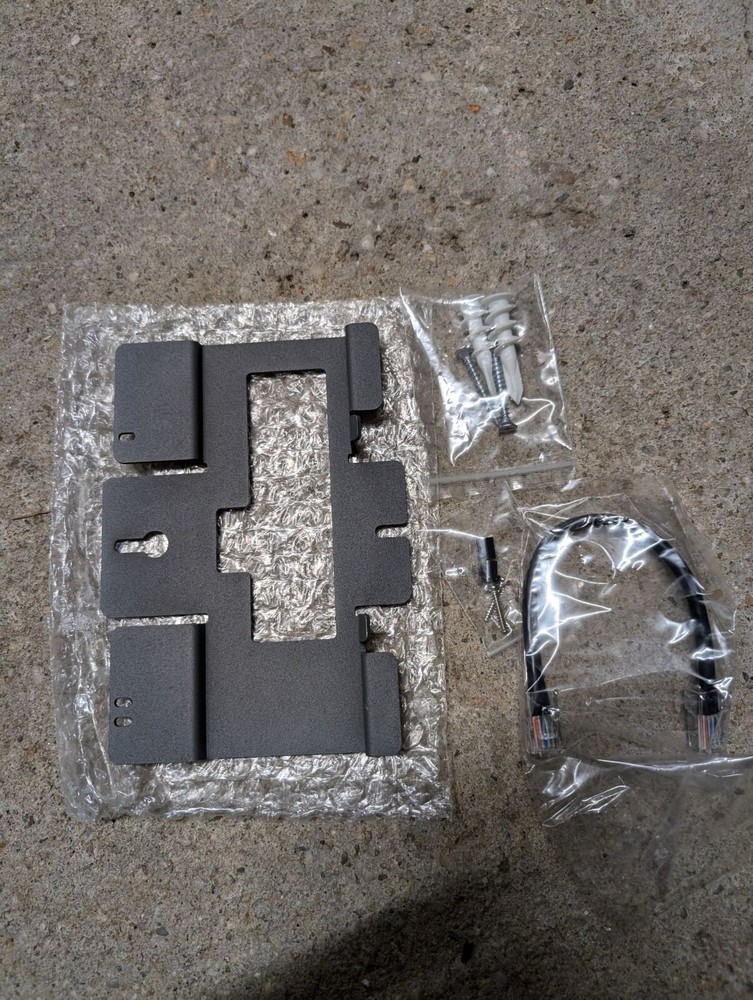 Cisco 7800 Series Phones Wallmount Kit (Generic)