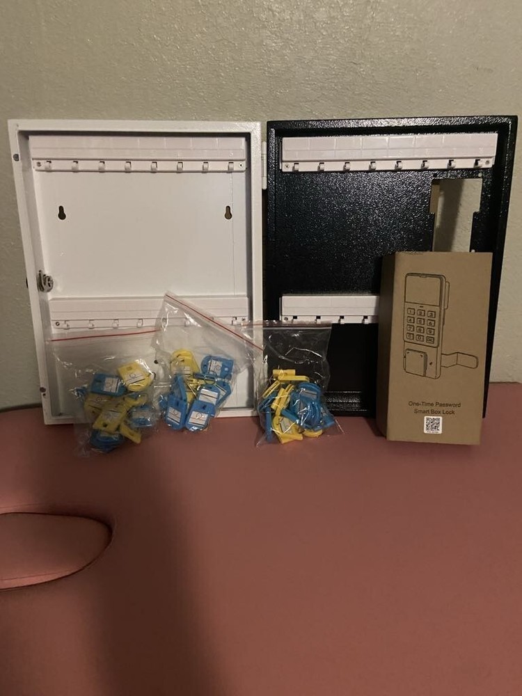 32 Key Lock Box