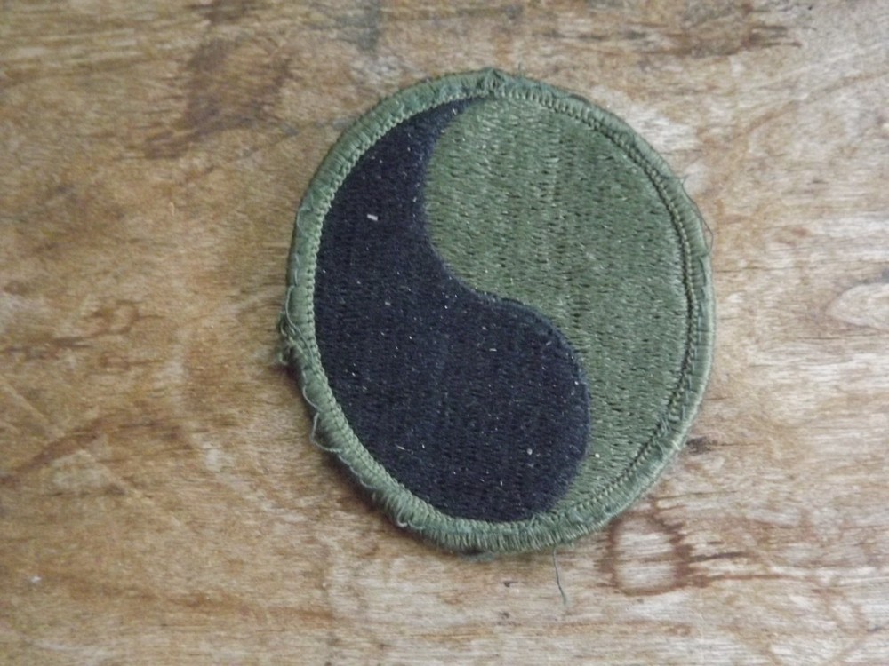 29th Infantry Division Patch, Subdued - INV# C1417
