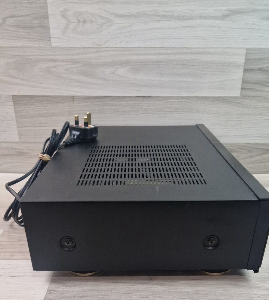Denon PMA-535R - Power Tested Only