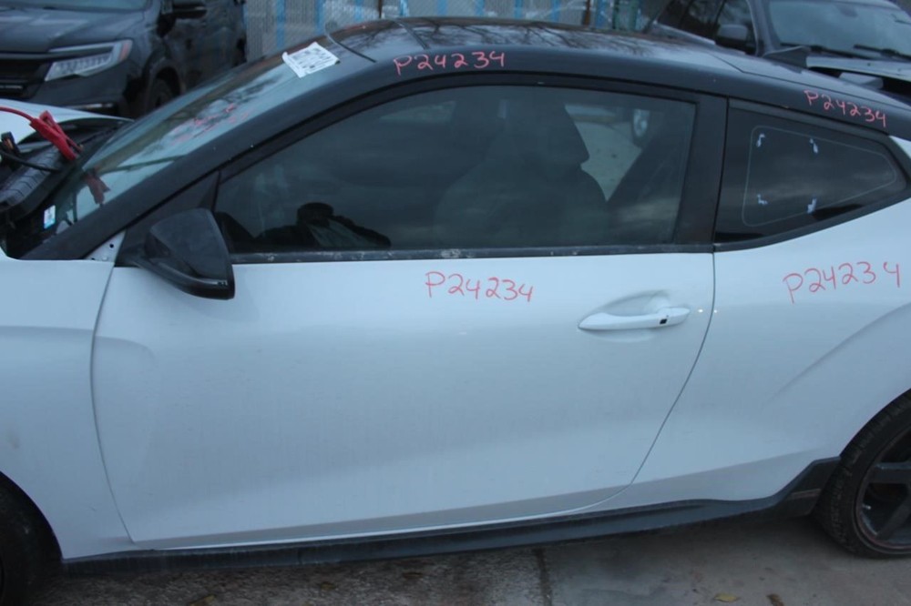 Camera/Projector Camera Front Windshield Mounted Fits 19-20 VELOSTER 611533