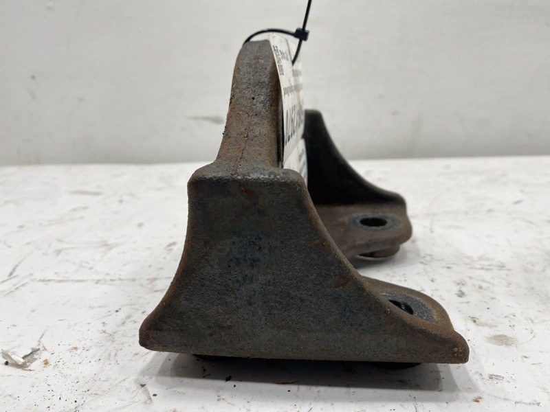 Freightliner MT55 Engine Mount 0130509001 (548-12970)