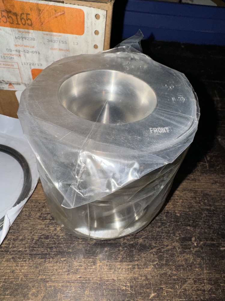 NOS Agco 30-3455165 Kit Eng Piston