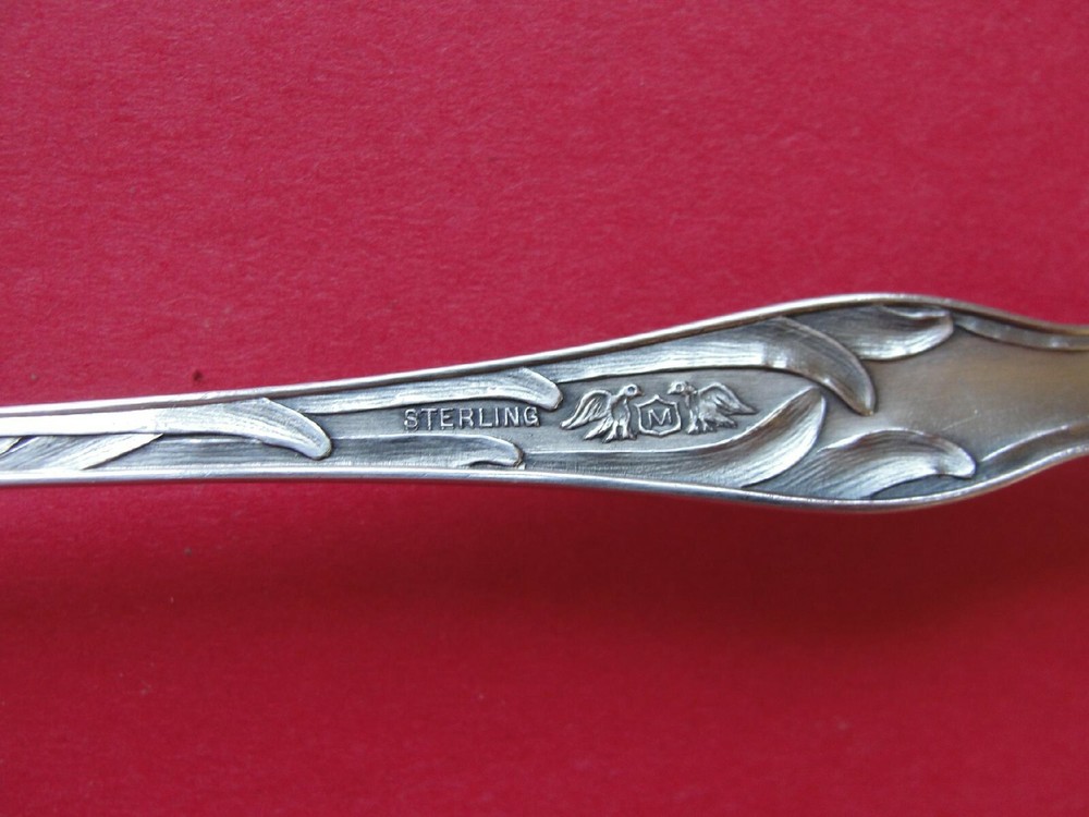 Baker Manchester "Daffodil" Sterling Silver Olive Fork 6-1/4"