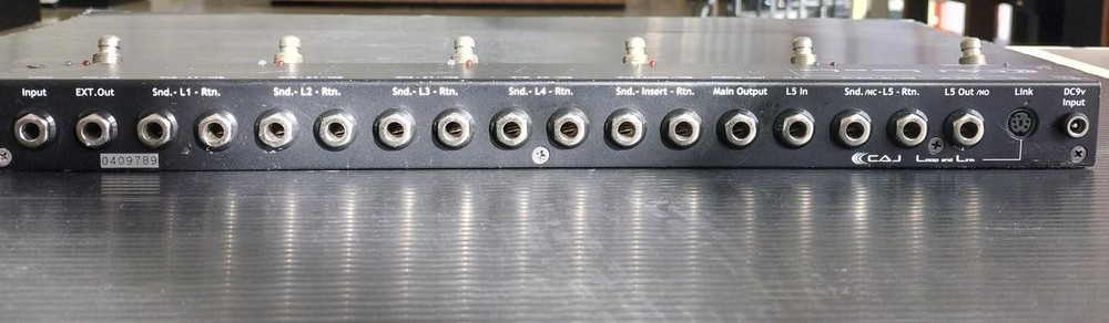 CAJ LOOP AND LINK Programmable Effect Loop Switcher from Japan