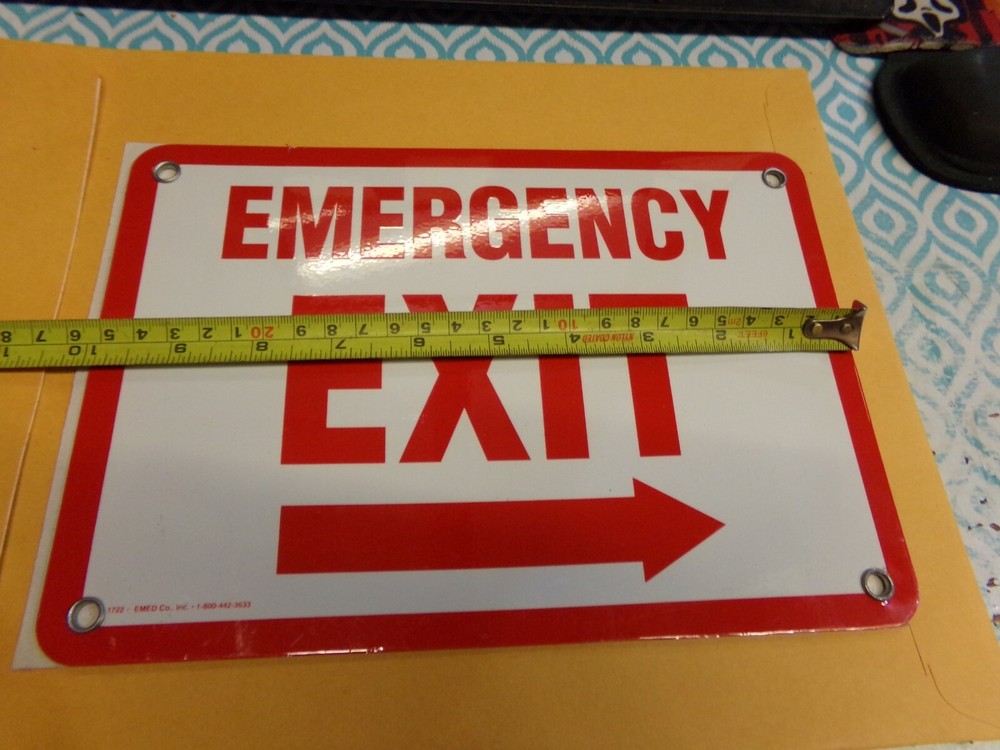 EMED 1722 EMERGENCY EXIT 10X7 RED WHITE METAL (WL120)