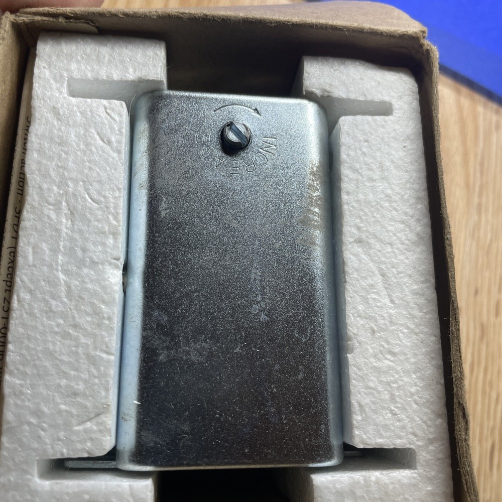 MCC powers pressure electric switch 251-0004 197N