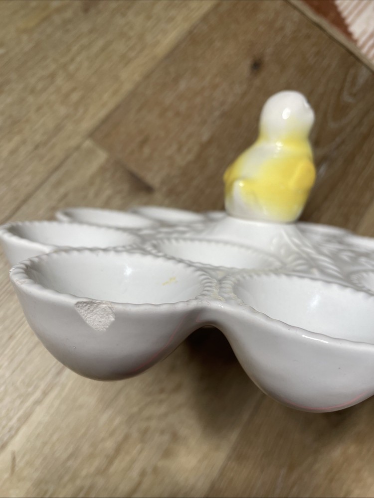 Easter Egg Ceramic Dish Chick In Center Vintage (Holds 12 Eggs)