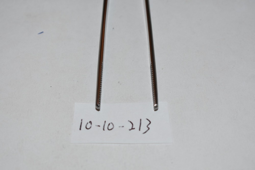 MDS 1010213 THUMB DRESSING FORCEPS SERRATED 5"