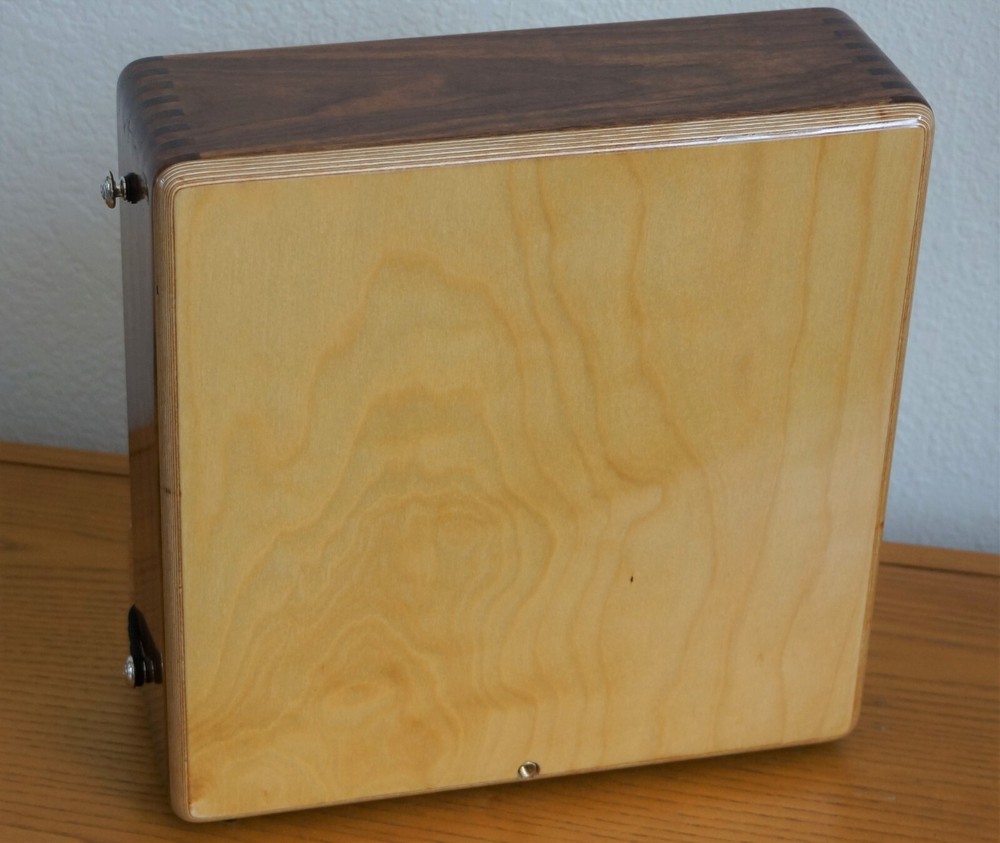 Rodilla Cajon...Walnut Model 12"