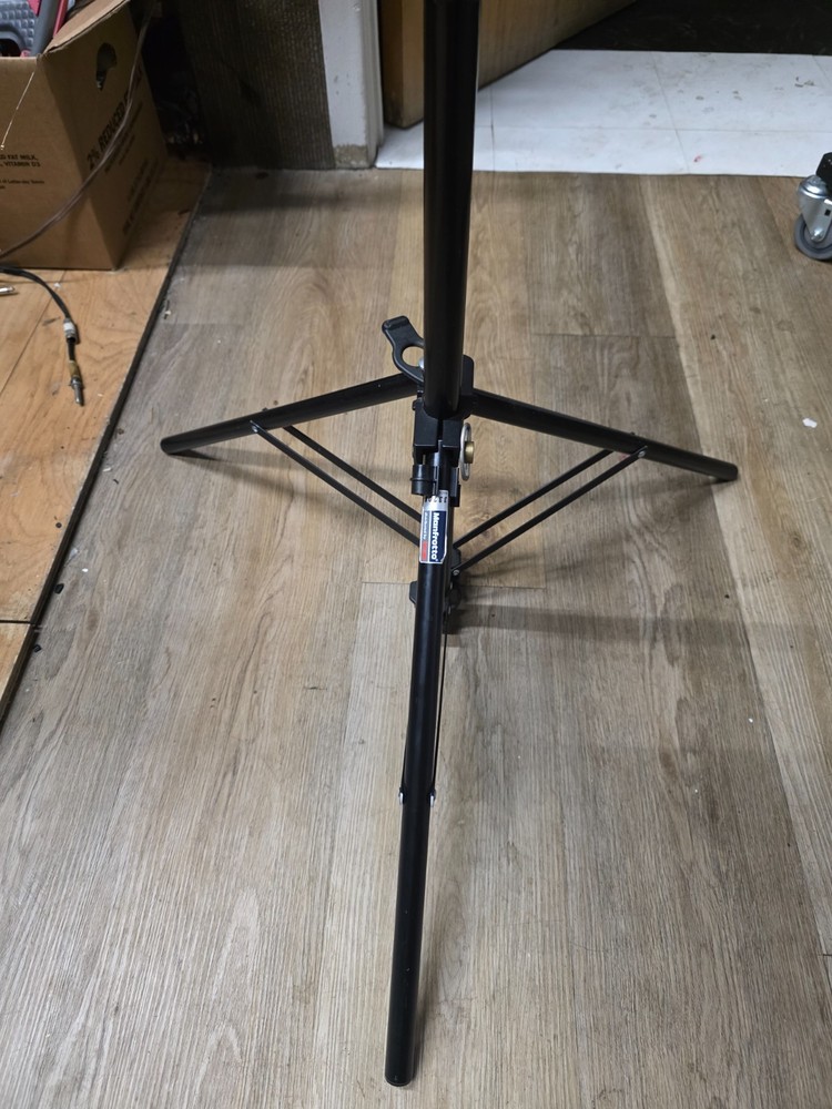 Manfrotto 3320B Stacker Stand: