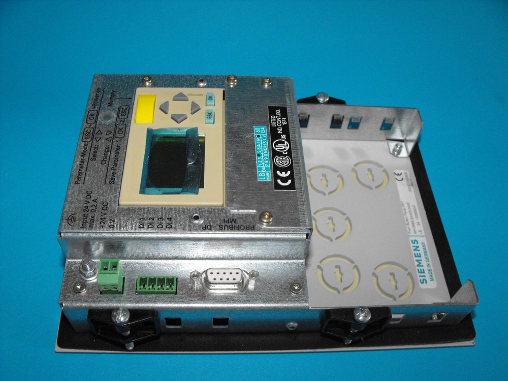 Siemens 6AV3688-3AA03-0AX0.Simatic PP7.Operator Interface Panel.USED