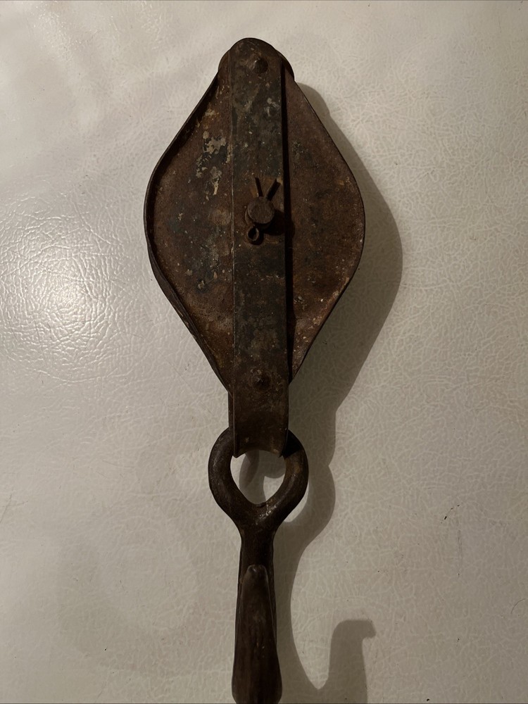Small Vintage Cast Iron Pully Hoist With Hook