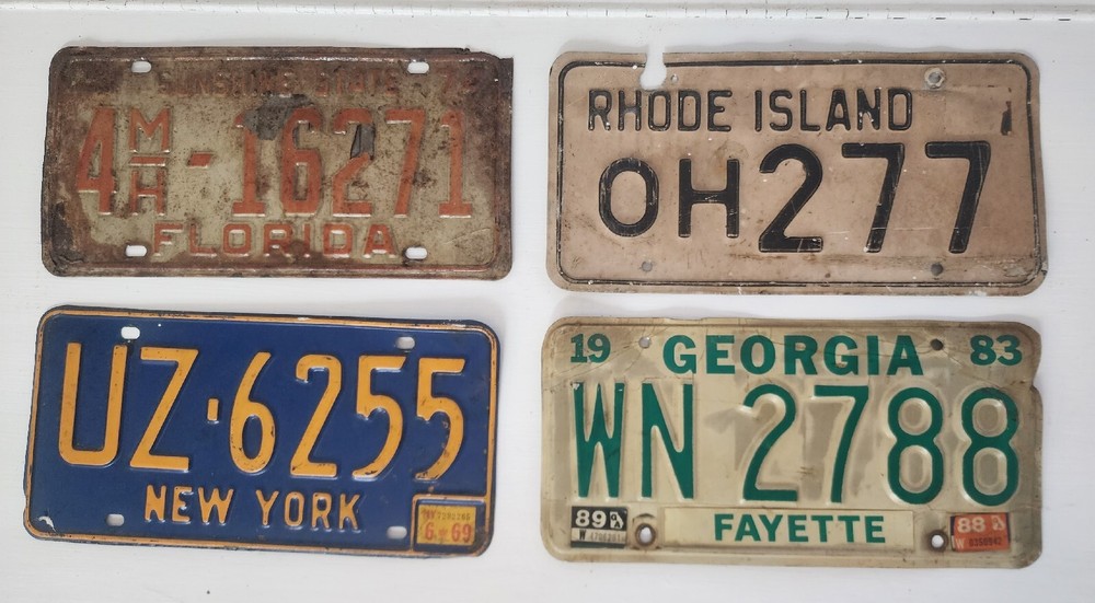 Antique auto license plates Per Each