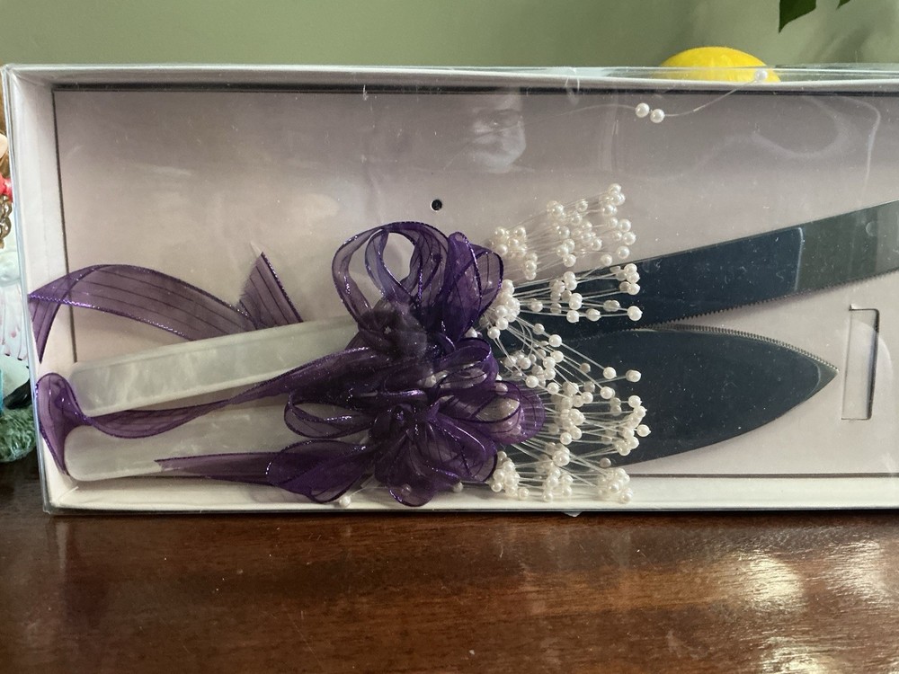 Hallmark Engravable Wedding Cake Knife and Server Set- New