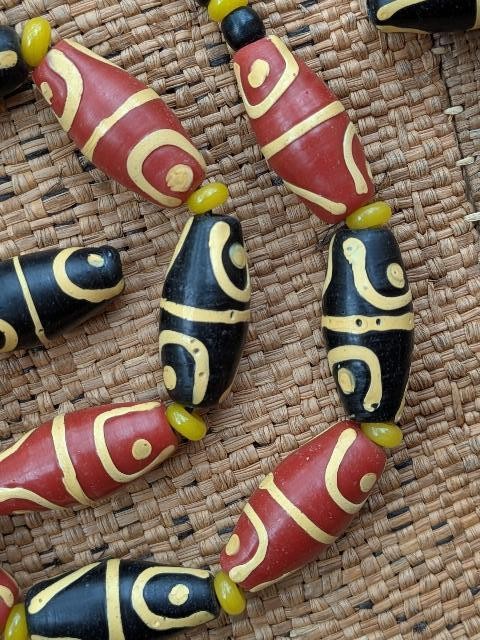 African Glass Beads [77110]