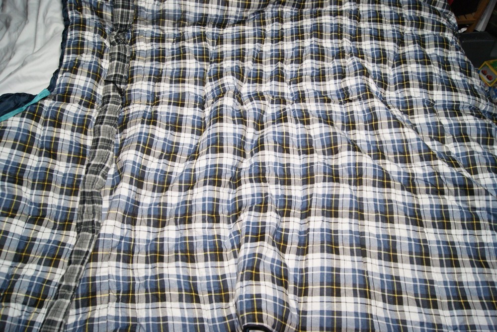 canway sleeping bag w/ carry case