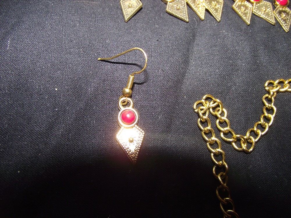 Necklace & Earrings set