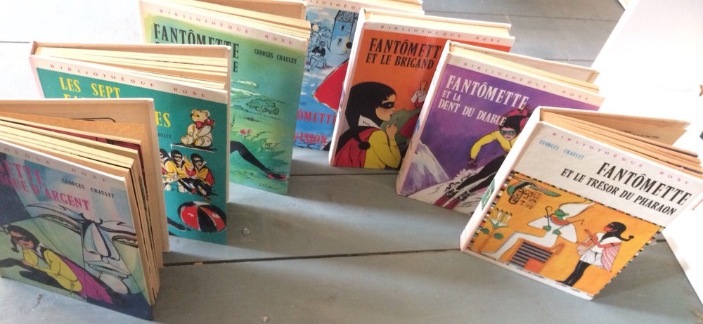 21 Hachette Library Hardback French Childrens Novels