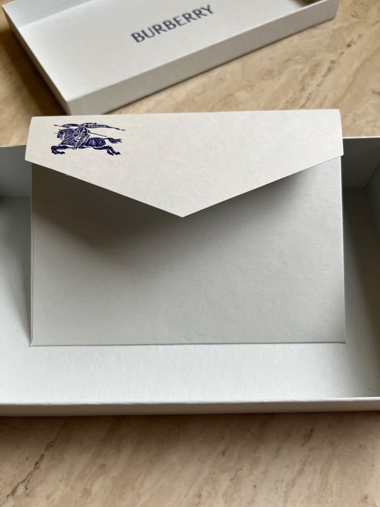 Authentic Burberry Gift Box Off-White 9” x 4.5”