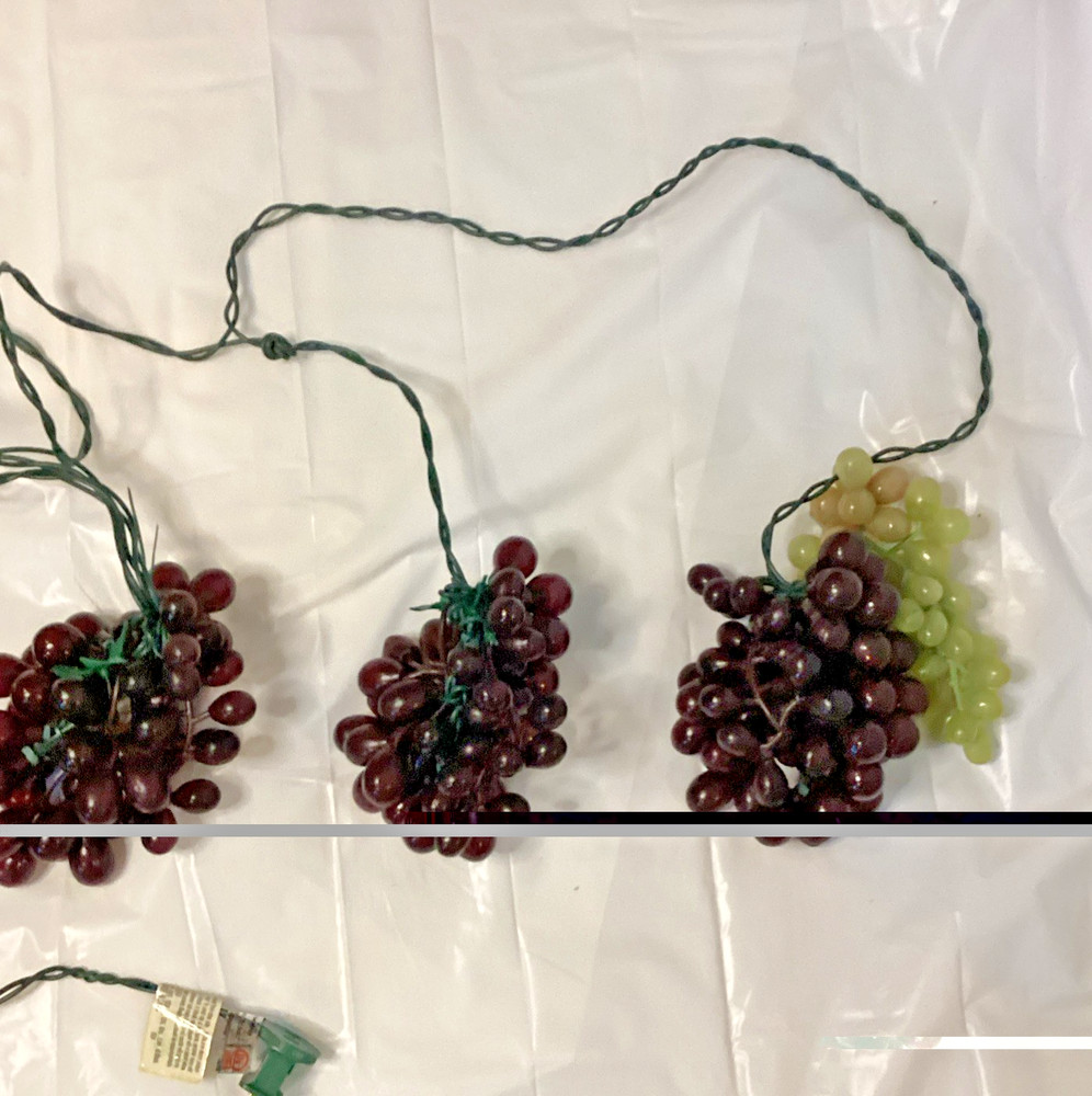 GRAPE CLUSTER LIGHTS 5 Clusters On String Indoor/Outdoor String Lights