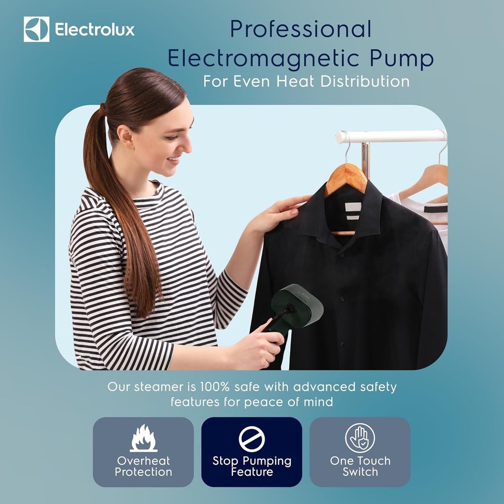 Electrolux SnapSteam Compact Handheld Garment Steamer (Pine Green)