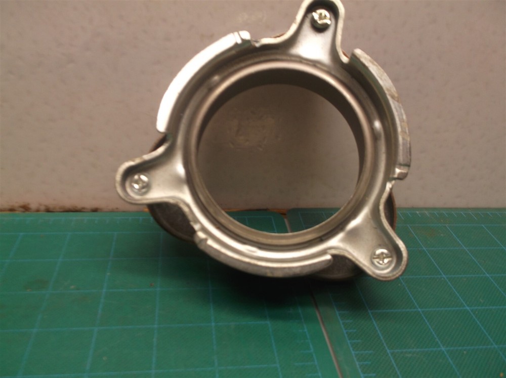 INSINKERATOR SINK MOUNTING BRACKET