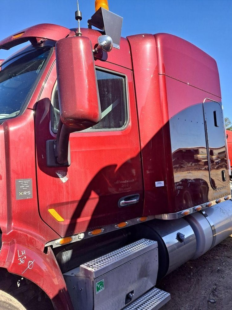 Replaces 2017 PETERBILT 579 CAB ,  GA