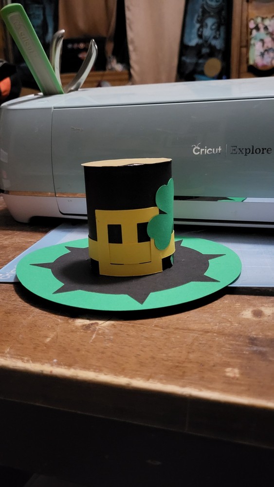 St.patricks Day Hat. Would Fit A Lil Kid