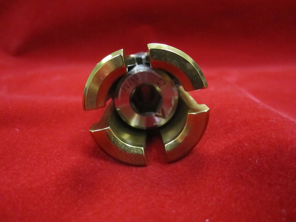 9106H-04 CAT40-45° CAT Pull Stud Type Clamp