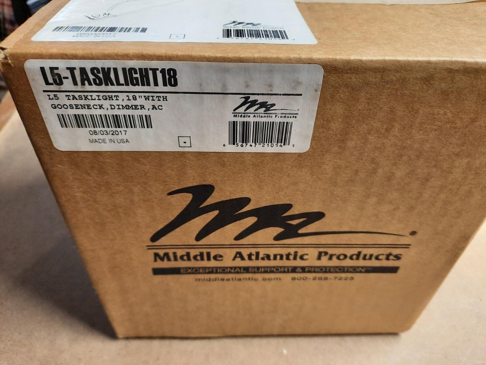 Middle Atlantic L5-Tasklight18 - L5 Lectern Gooseneck Light