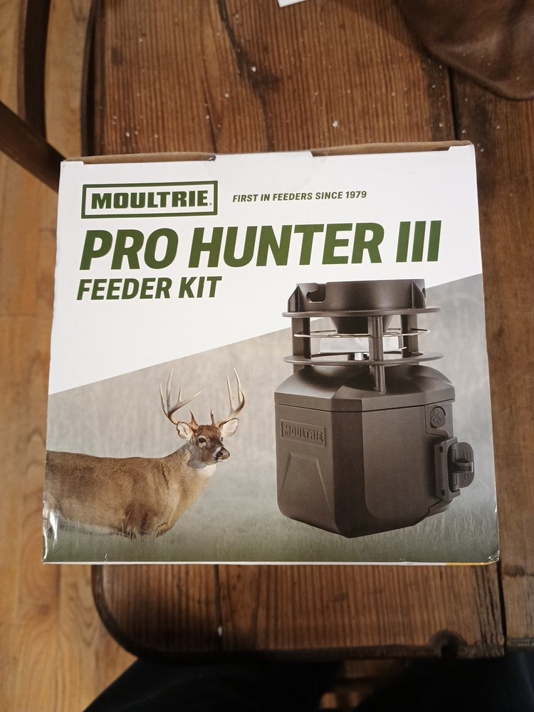 Moultrie Pro Hunter III Deer Feeder Kit