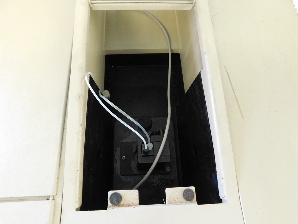 Hewlett Packard HP Diode Array Spectrophotometer 8452A (QXG94)