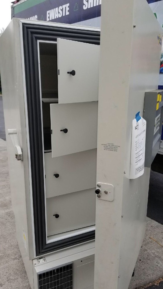 VWR/Thermo Forma Scientific Refrigerator/freezer Model 5416