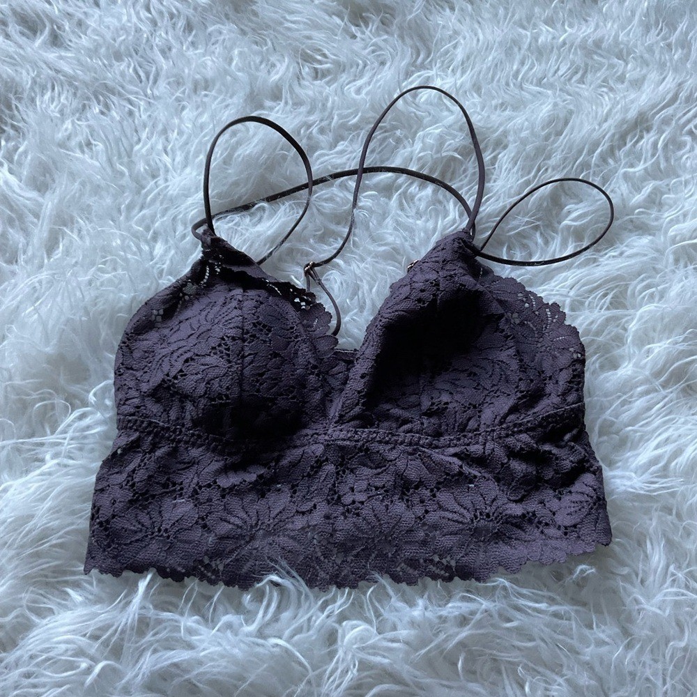 NWOT PINK PLUM CROCHET BRALETTE