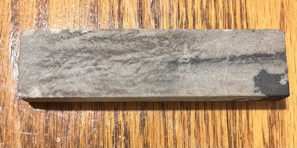 Vintage Smith’s Sharpening Stone WITH Original Leather Case!