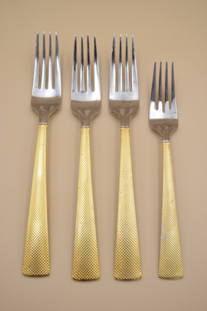 Argent Orfevres 14pc Flatware Gold Tone Dotted